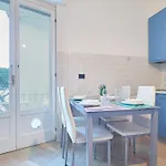 Acquamarina Διαμέρισμα *
