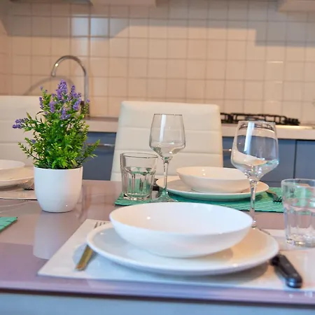 アパート Acquamarina *