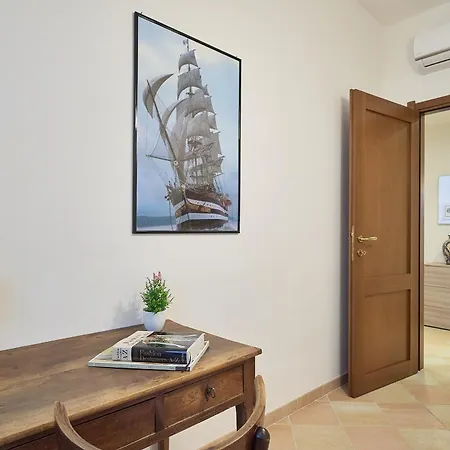 Acquamarina アパート *