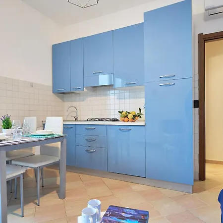 Acquamarina * アラッシオ